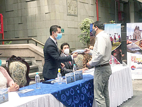 Concurso de fotografía para apoyar al turismo de Chimborazo. http://44.213.112.5