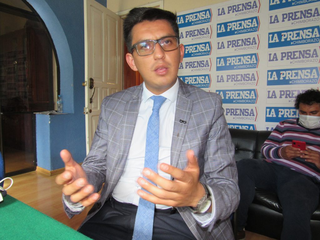 El verdadero líder va a servir y no servirse, dijo Leonardo Collaguazo. http://44.213.112.5