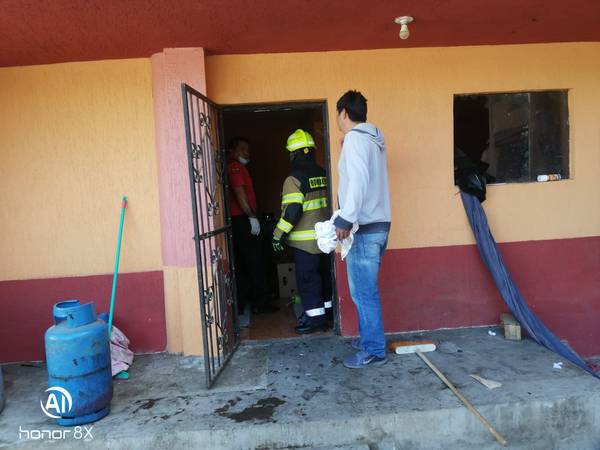Tres heridos por la explosión de gas. http://44.213.112.5