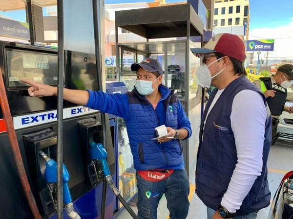 Controlan precios de combustibles. http://44.213.112.5