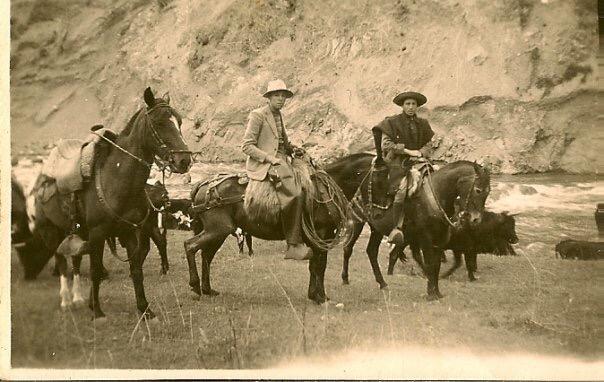 Las primicias de Riobamba: En las haciendas eran los rodeos, verdaderos festejos, de ahí quedó la tradición del rodeo en la Quinta “macají”