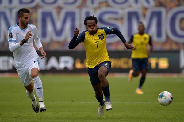 Eliminatorias Sudamericanas Ecuador: Ecuador sorprende al ganar a Uruguay. http://44.213.112.5