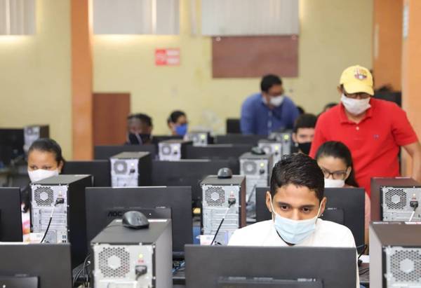 Postulaciones Carreras: Se abren postulaciones. http://44.213.112.5