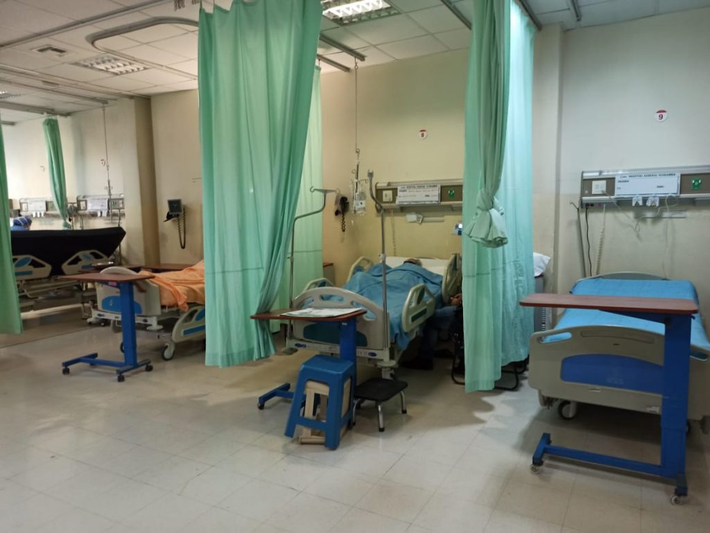 Crisis en el Hospital Policlínico Riobamba
