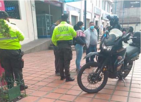 Asalto y robo a mano armada en Riobamba