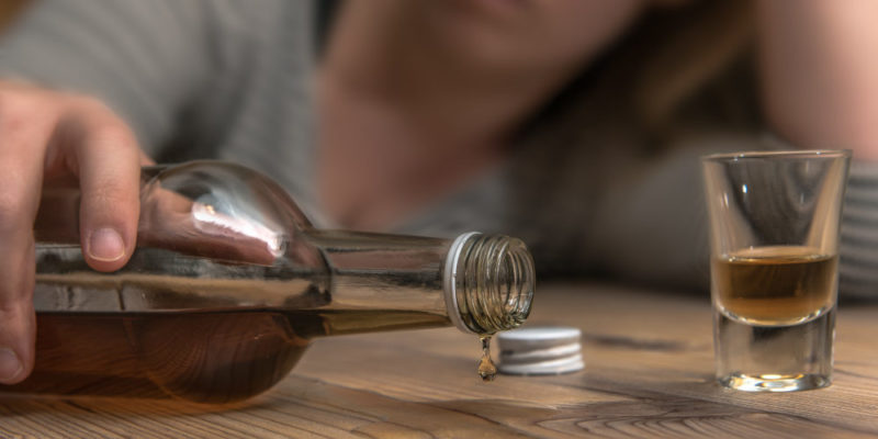 Problemas alcoholismo Ecuador