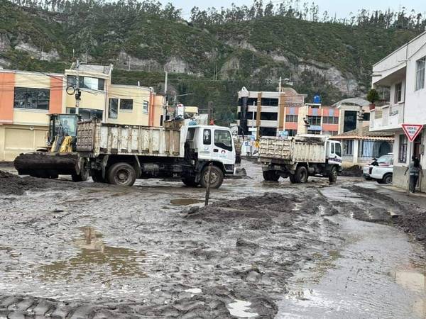 Cantones colaboran con limpieza