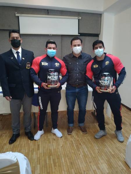 Campeones mundiales de fisicoculturismo Chimborazo