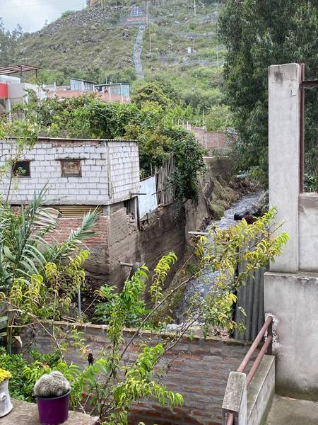 Aluvión en Guano
