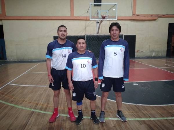 Finales de ecuavóley y baloncesto