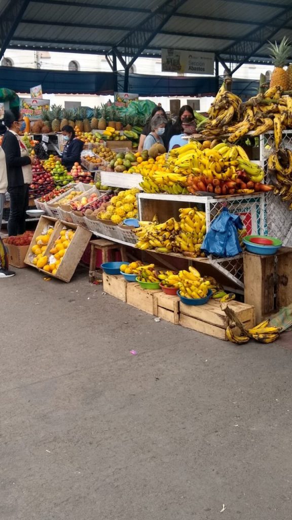 Frutas en los mercados serán procesadas
