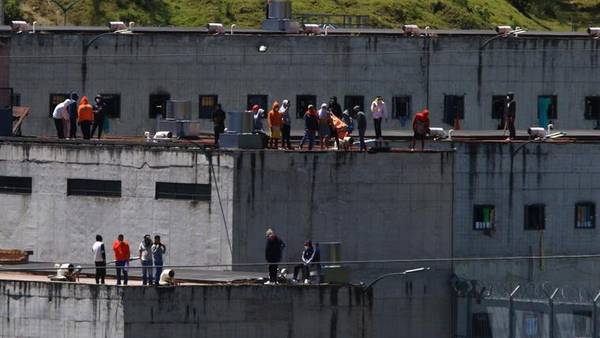 El Gobierno nacional aún no ha podido retomar el control de las cárceles del país, tras 96 horas
