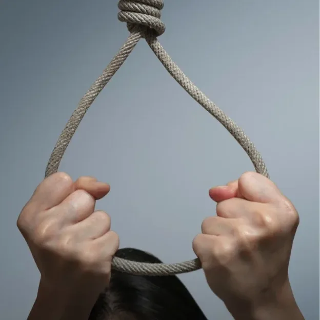 El suicidio se da más en hombres que en mujeres, pero se puede prevenir