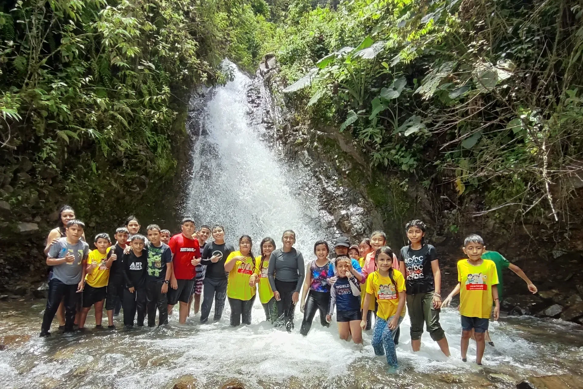 Cascada Nanjan de Cumandá