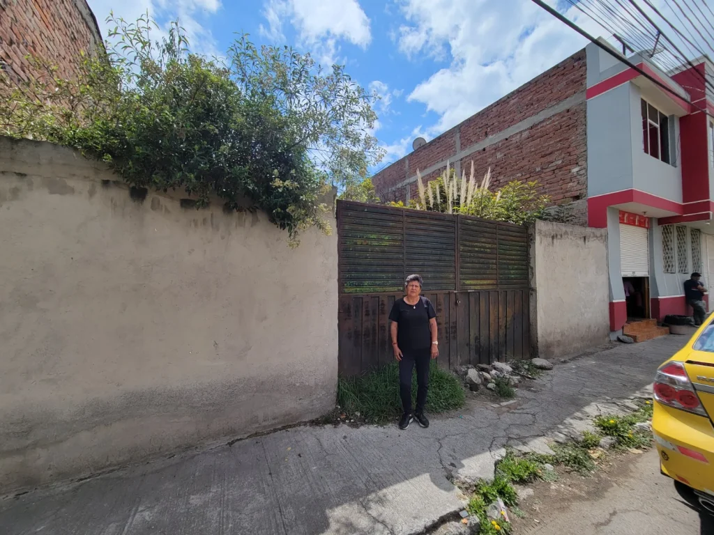 Este terreno, que ha permanecido por más de 45 años abandonado, quieren que se les destine para centro ocupacional