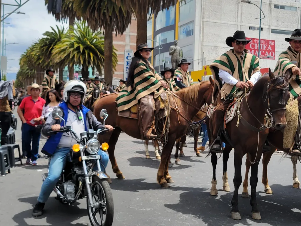 ¿Cuándo aprenderemos a ser respetuosos en cualquier evento?, no respetamos ni el Pregón del Rodeo