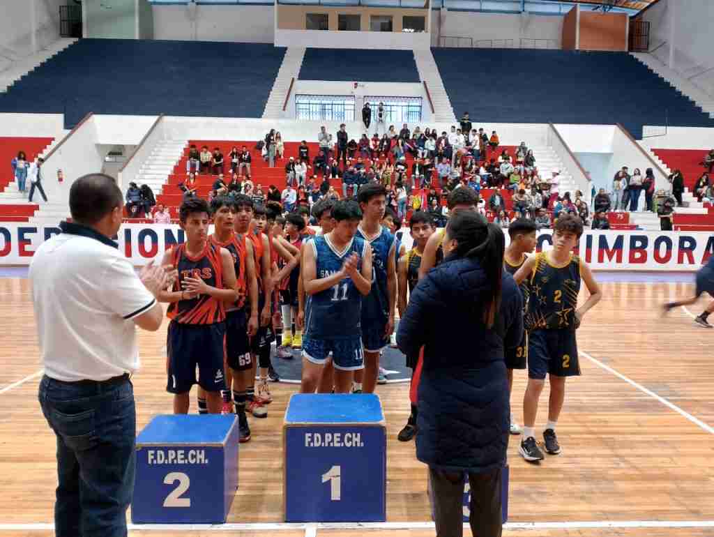 San Felipe Neri campeón en básquet en los juegos estudiantiles