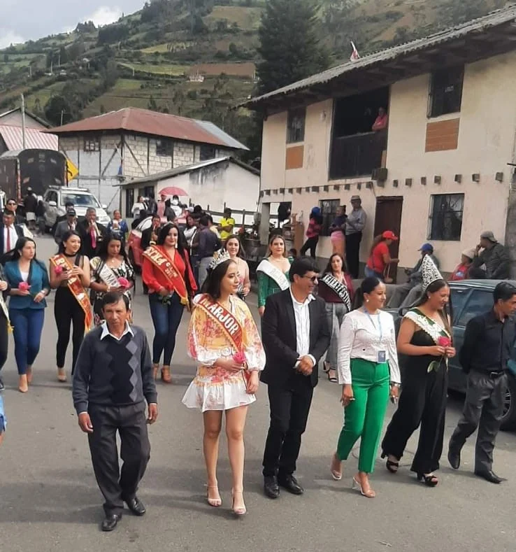 Festividades populares en Calshi convocan al pueblo de Penipe y a las autoridades