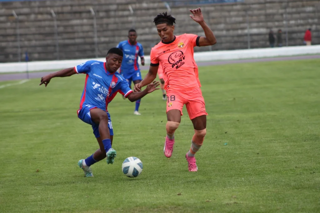 Barcelona perdió 3x1 frente al 'Ciclón de Riobamba.