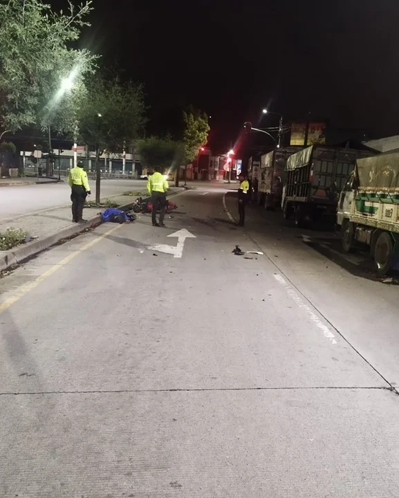 Motociclista joven muere a la madrigada en el sector del Mercado Mayorista