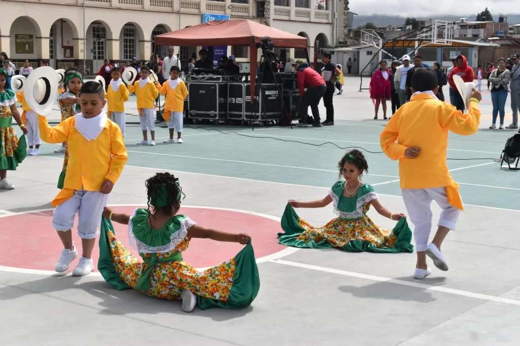 Colegio La Salle presenta Festival de Danza. Los chicos se lucieron en cada una de sus presentaciones
