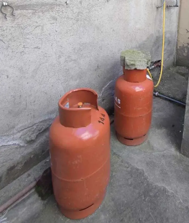 Denuncia por cobro excesivo de gas doméstico, ¿cómo poner la demanda en Riobamba?