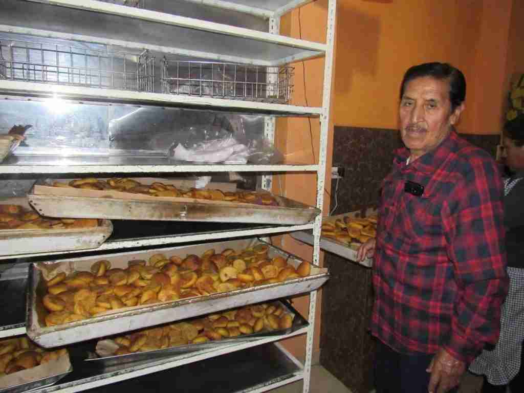 Las cholas de Guano, el rico pan tradicional preferido por los turistas nacionales y extranjeros. Se oferta en tiendas y panaderías.
