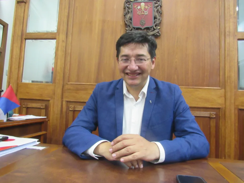 Alcalde John Vinueza asegura que las olicitudes de revocatoria son infundadas