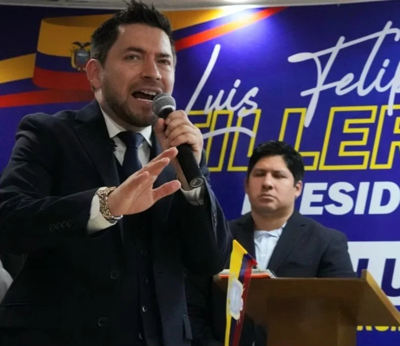 Las elecciones en Ecuador están próximas y el precandidato presidencial del Movimiento Amigo propone el servicio militar obligatorio para los jóvenes.