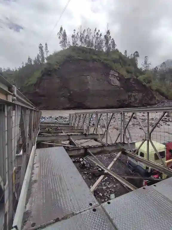 Penipe solicita al Gobierno Nacional la colocación de puentes Bailey