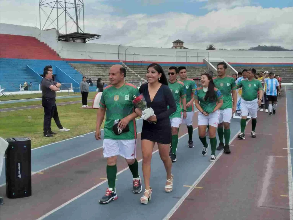 La Asociación de Árbitros Profesionales de Chimborazo llevó a cabo sus Olimpiadas Internas para celebrar el aniversario de su fundación.