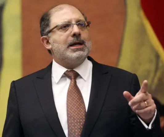 Presidente de la Asamblea Nacional responde a Daniel Noboa.