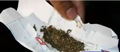 Un hombre fue condenado por tráfico de drogas en el cantón Alausí. Por ello deberá guardar 2 años de prisión