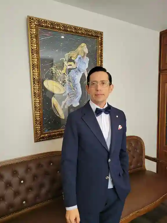 César Robles, abogado defensor del padre del niño