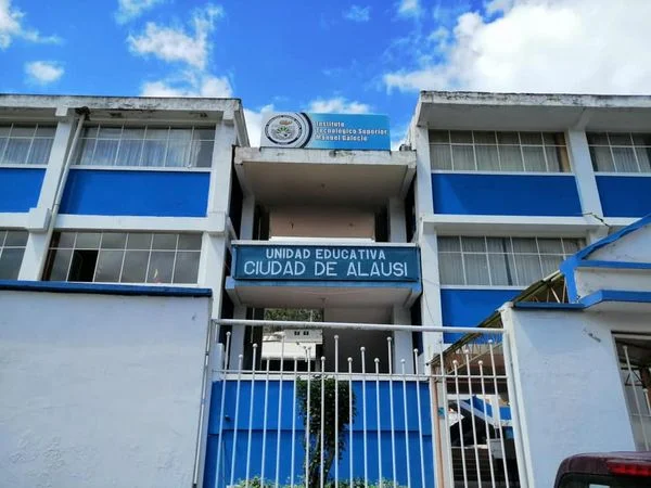 Alausí no cuenta con dos unidades educativas para inicio de clases