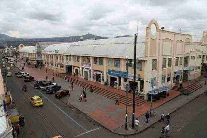 Mercados de Riobamba serán intervenidos de manera emergente