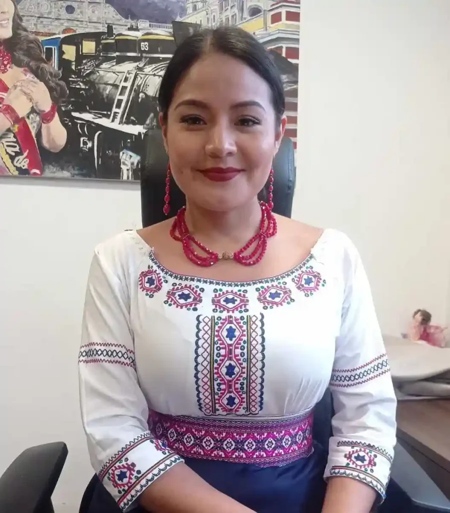 Micaela Lema, concejal del Municipio Riobamba y directora de la Comisión de Obras Públicas.