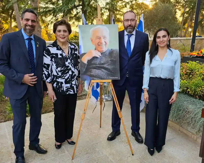 Verónica Abad sale de Israel por conflicto bélico a Turquía