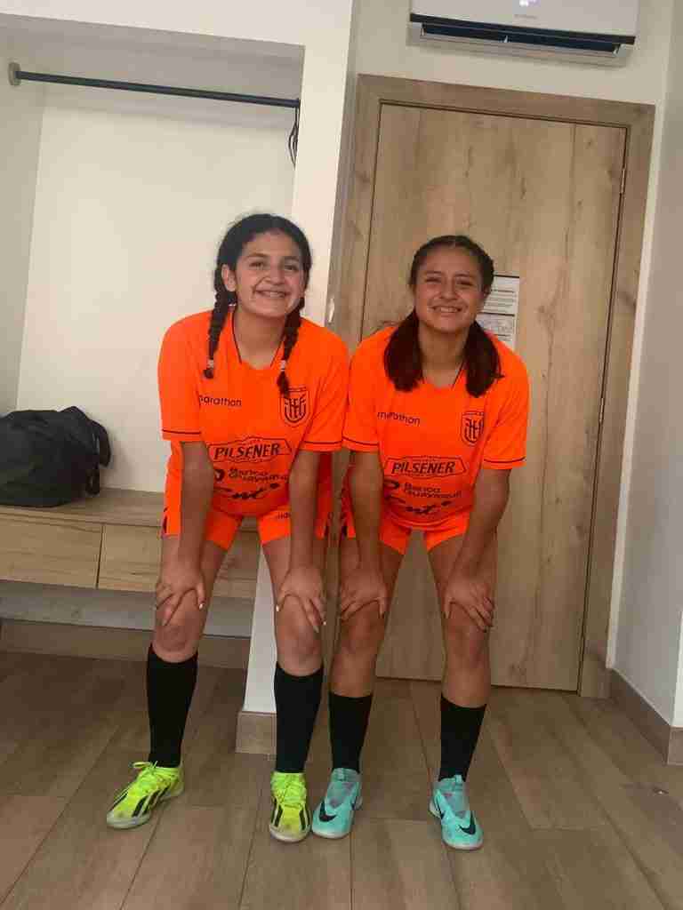 Dos deportistas del cantón Alausí integran la Selección de Ecuador de Futsal sub-20 que se alista para el Torneo Sudamericano.