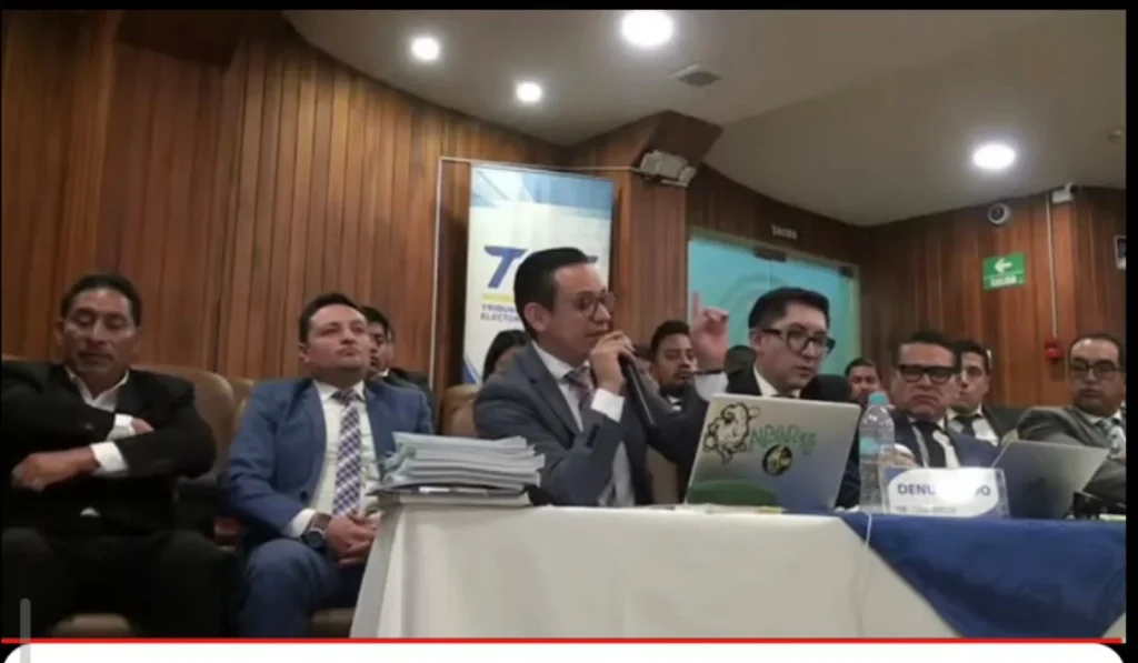 Prefecto de Chimborazo habría pagado $30 mil a juez según Michael Hernández