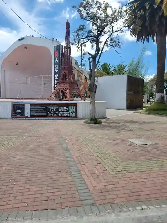 En este lugar, el 'enemigo de la sociedad' abordó a la joven estudiante