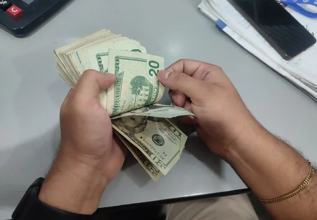 ¿Cómo solicitar un préstamo quirografario de hasta USD 36,800?