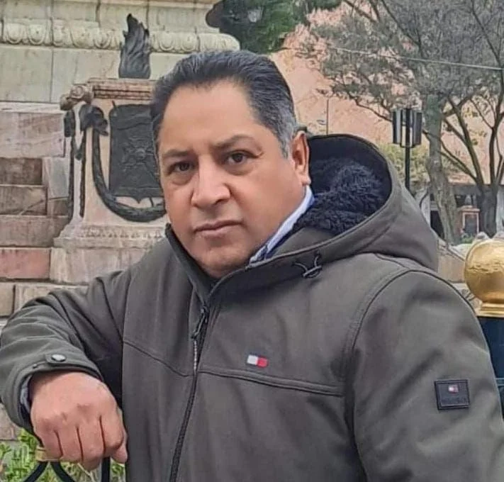 Pedro Dávila en Dos caras de la moneda