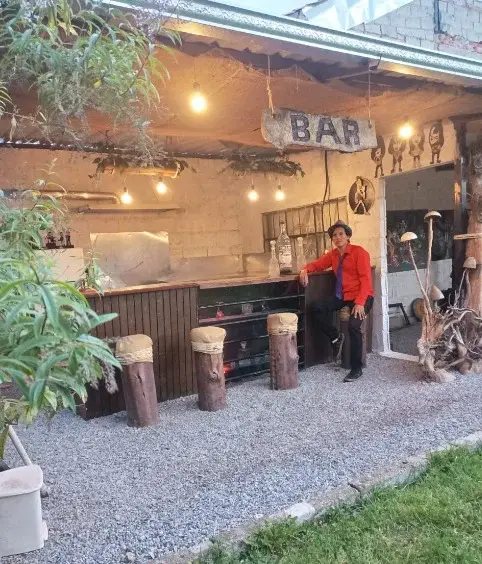 También ofrecen el servicio de bar.
