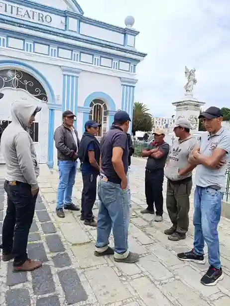 Familiares y vecinos llegaron desde San Antonio de Los Tubos para acompañar a Luis Ricardo, que era querido y respetado por todos