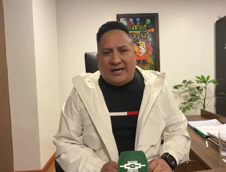 Denuncia a concejal de Riobamba por presunta venta de puestos para el Municipio y Prefectura.