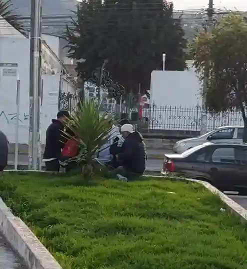 Los hermanos formaron un círculo cerrado para conversar, y no quisieron pronunciarse sobre el hecho trágico