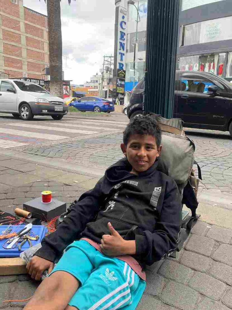 Riobamba: niño de 10 años sueña con un juguete esta Navidad