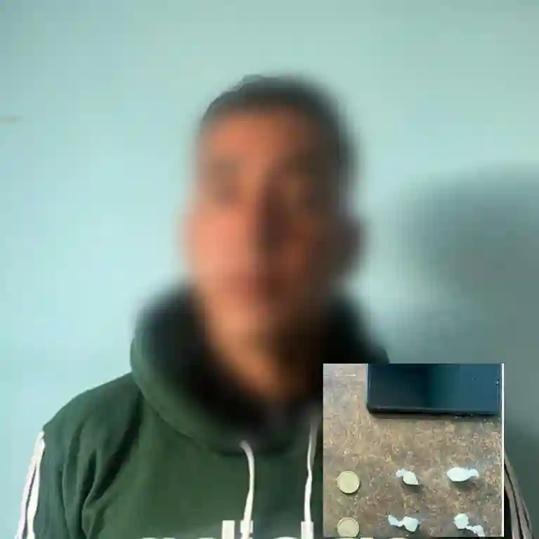 Andy M. fue encontrado con 10 funditas de cocaína, dijo la Policía Nacional