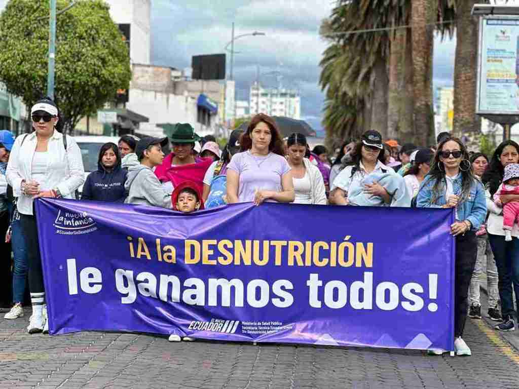 Riobamba marcha por un futuro sin desnutrición infantil en Ecuador